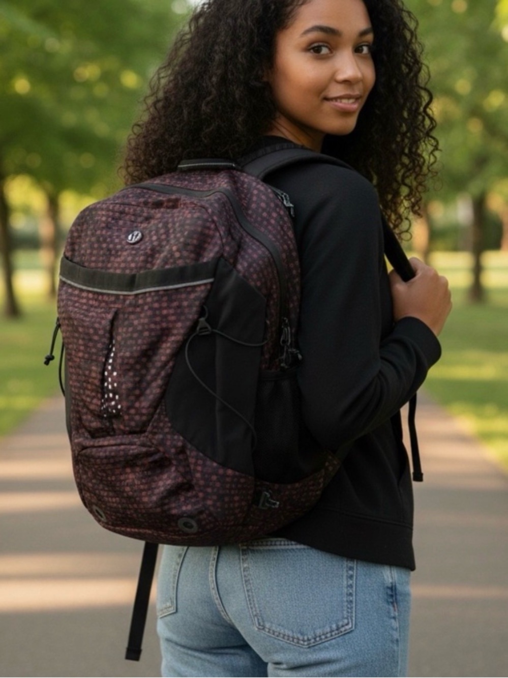Lululemon run all day backpack 
Dust coral plum black EUC